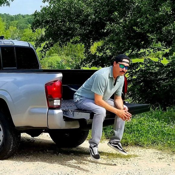 Meet your Posher, Nathan - Picture 1 of 1